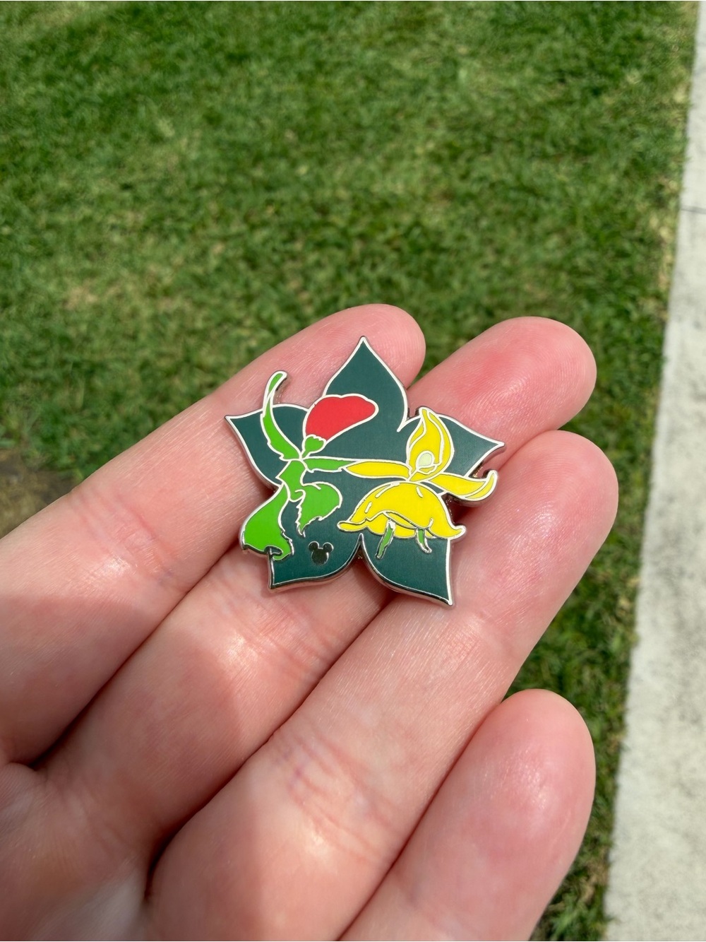 Disney 2023 Hidden Mickey pin Fantasia Russian Flowers Dancing